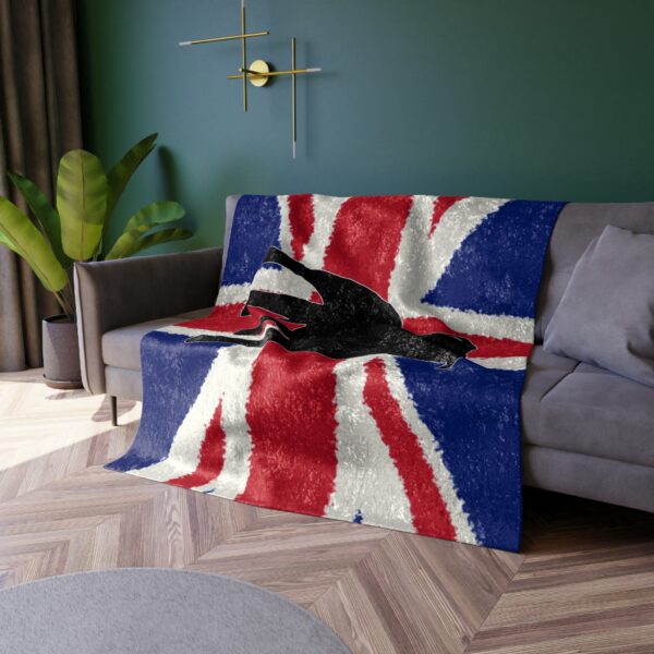 Crushed Velvet Stafford Union Jack painting Blanket - Image 4